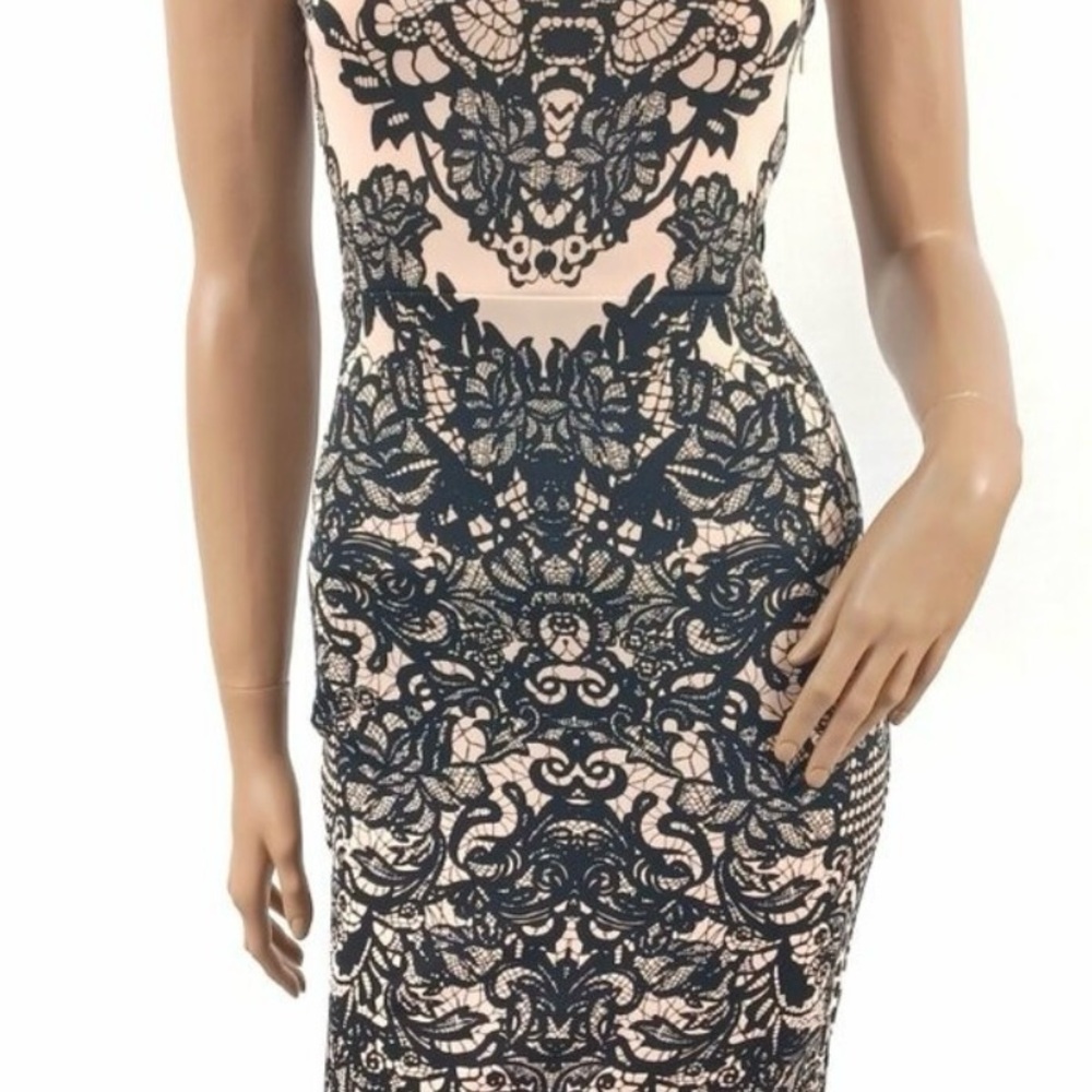 Elegant Black Lace Dress - Picture 7 of 7